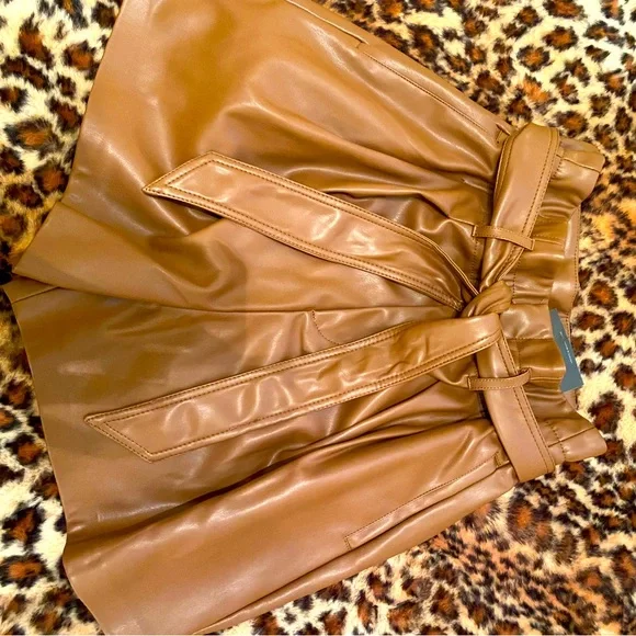 Andrew Marc New York Cognac Vegan Shorts - Picture 2 of 6